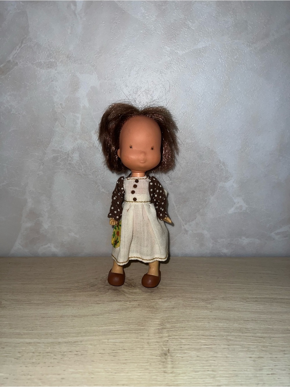 Vintage Holly Hobbie Doll American Greetings 1974 Taiwan Original Outfit & Shoes